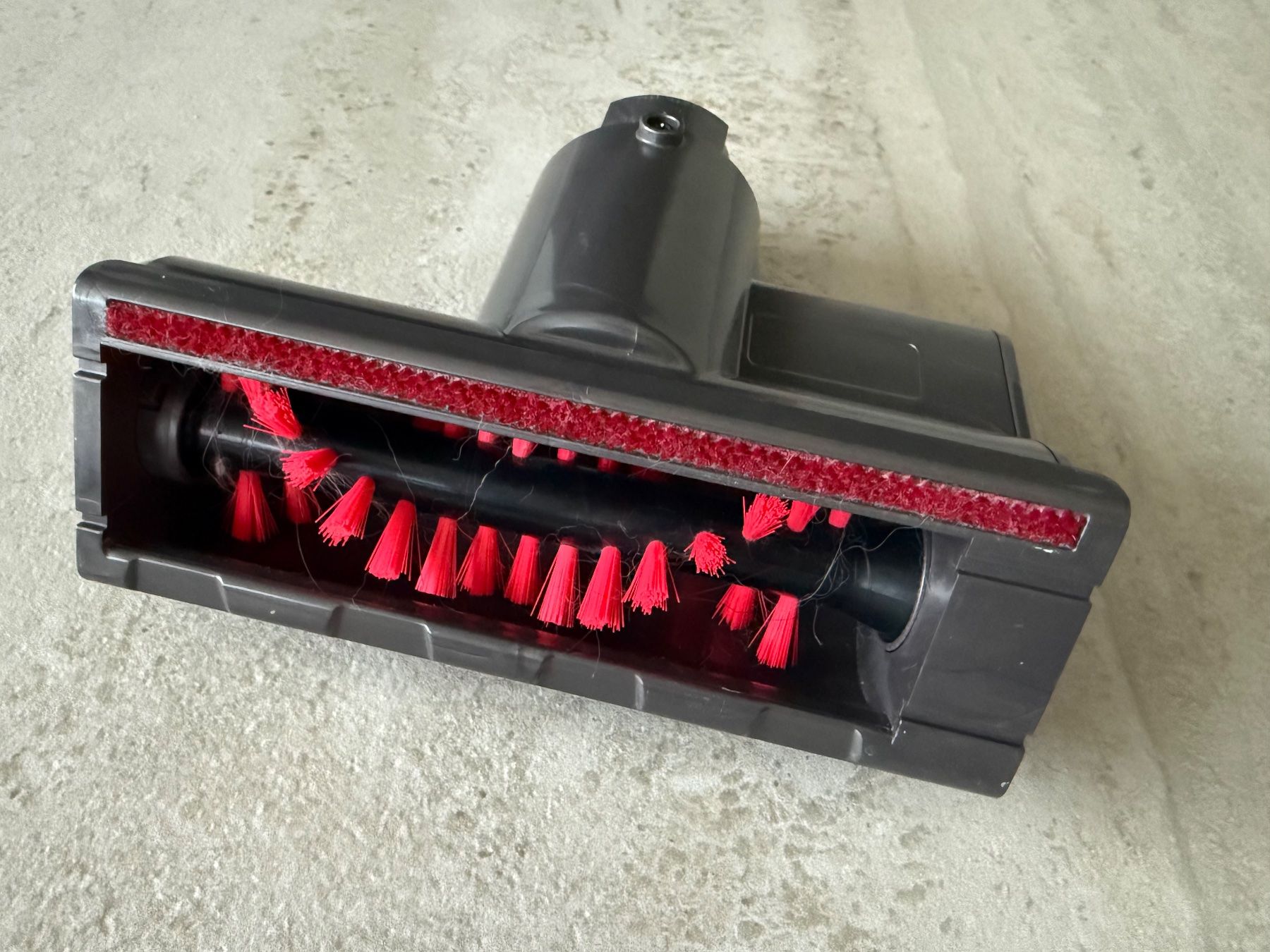 Dyson Staubsauger & Zubehör: Dyson V8 V10 V11 V15 Mini-Elektrobürste – Gebraucht aus Trimbach von ORTHOPORT 1