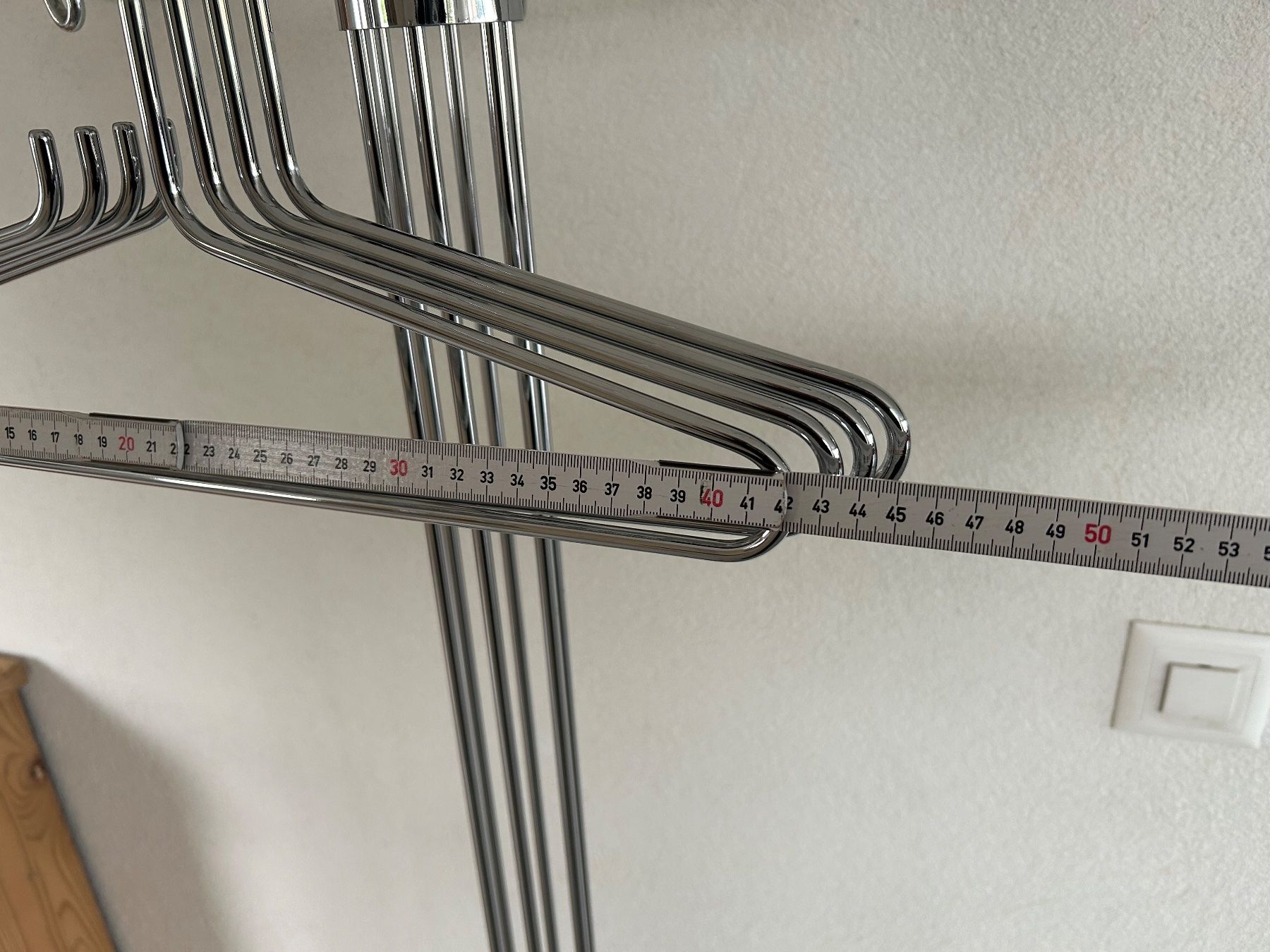 Garderobe: Wunderschöne Garderobenständer  Design Valenti Cusago. – Gebraucht aus Lanzenhäusern von vic63 6