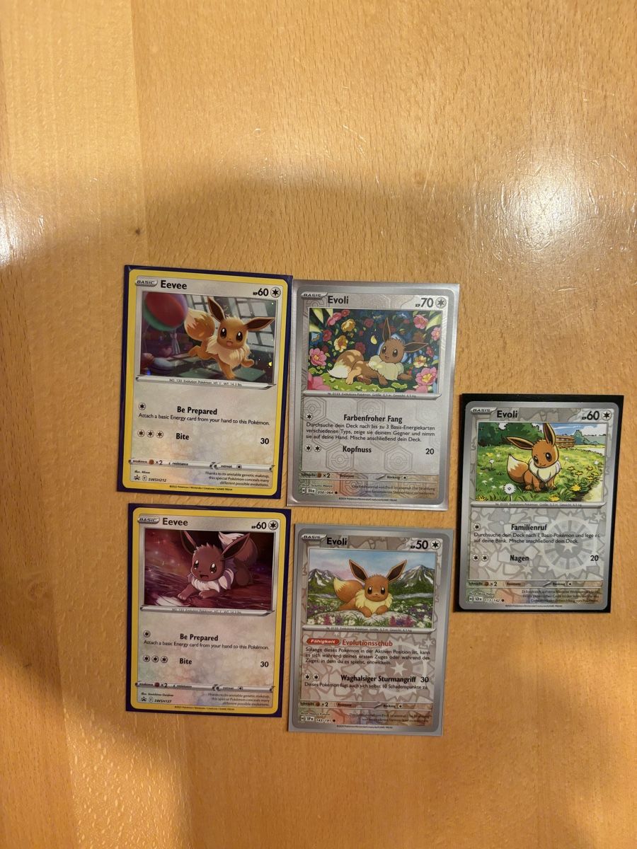 Pokémon Sammelbilder & Trading cards: Pokémon Evoli-Bundle - verschiedene Sets - EN+DEU – Gebraucht aus Wettingen von TaMoritz