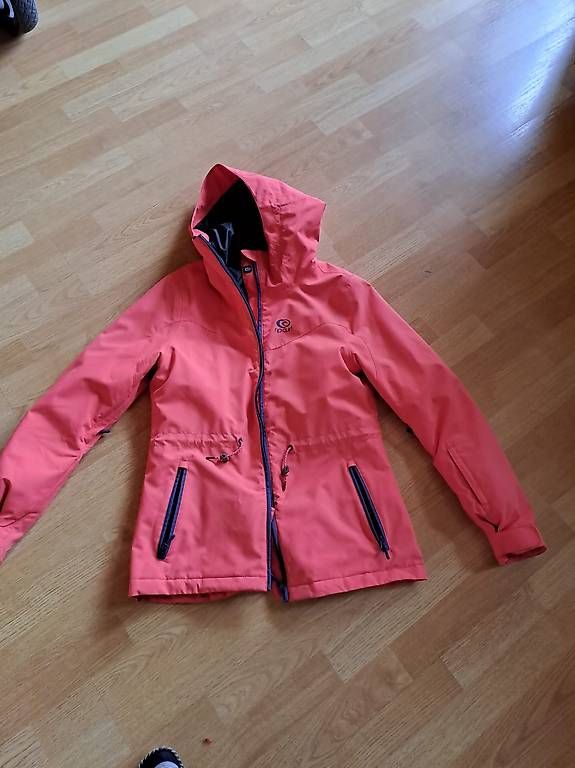 Jacken: Jacke – Gebraucht aus Bottenwil von Guguseli014