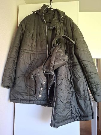 Schwangerschafts- und Tragejacke