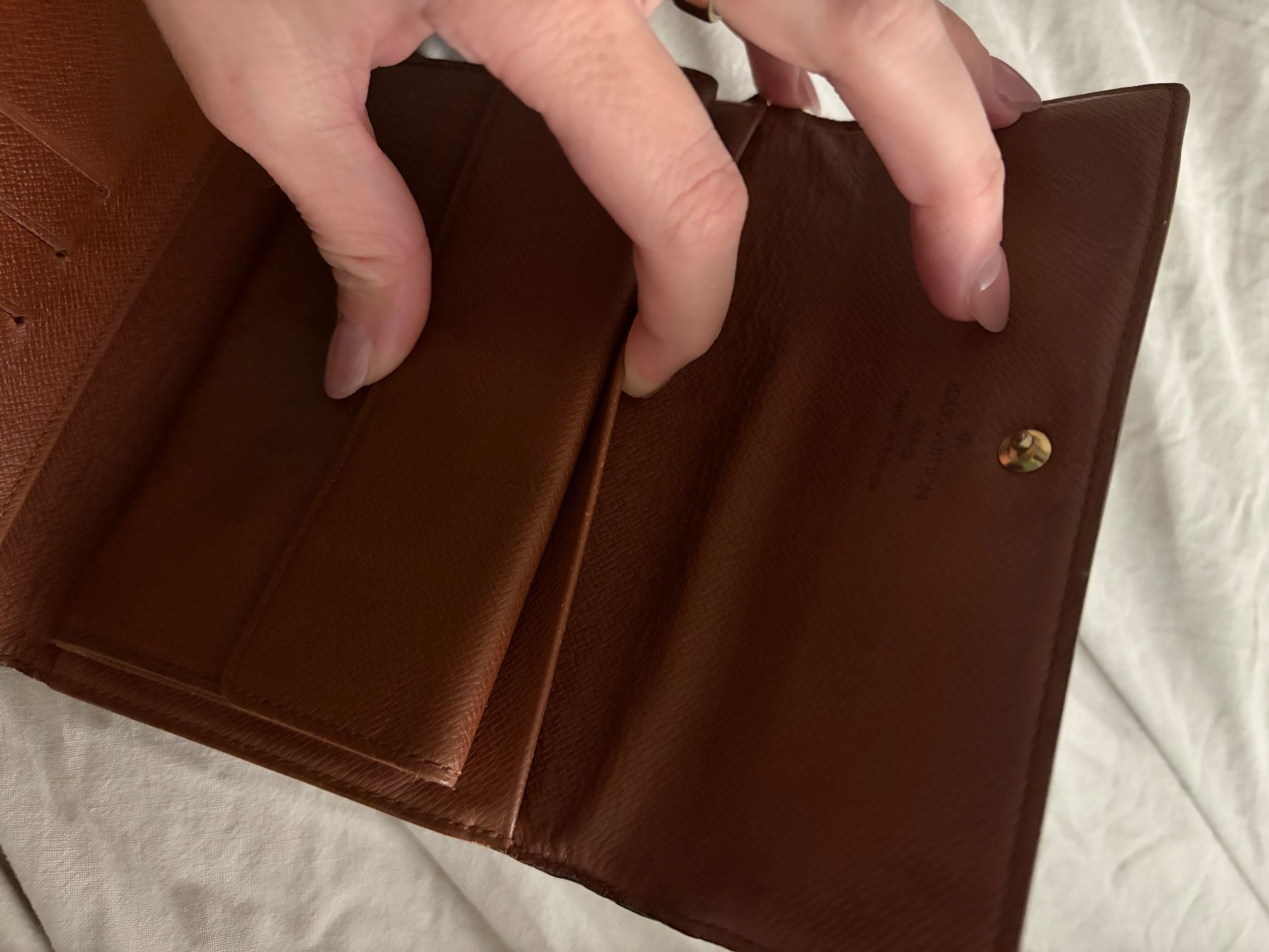 Louis Vuitton Portemonnaie: Louis Vuitton Geldbörse Monogram Canvas gebraucht – Gebraucht aus Lenzburg von Saskiasaurus 6