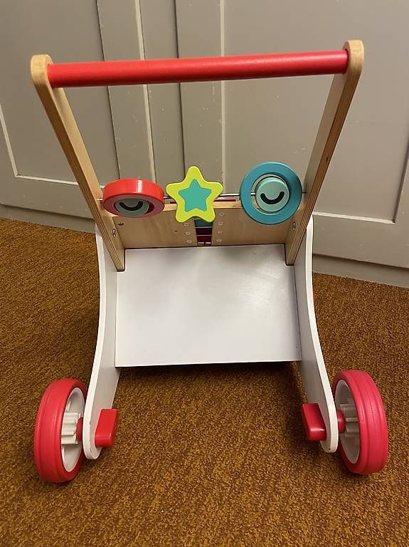 Veicoli per bambini: Lauflernwagen / Schiebewägeli mit Musik – Usato da Seon venduto da jul_doessegger 1