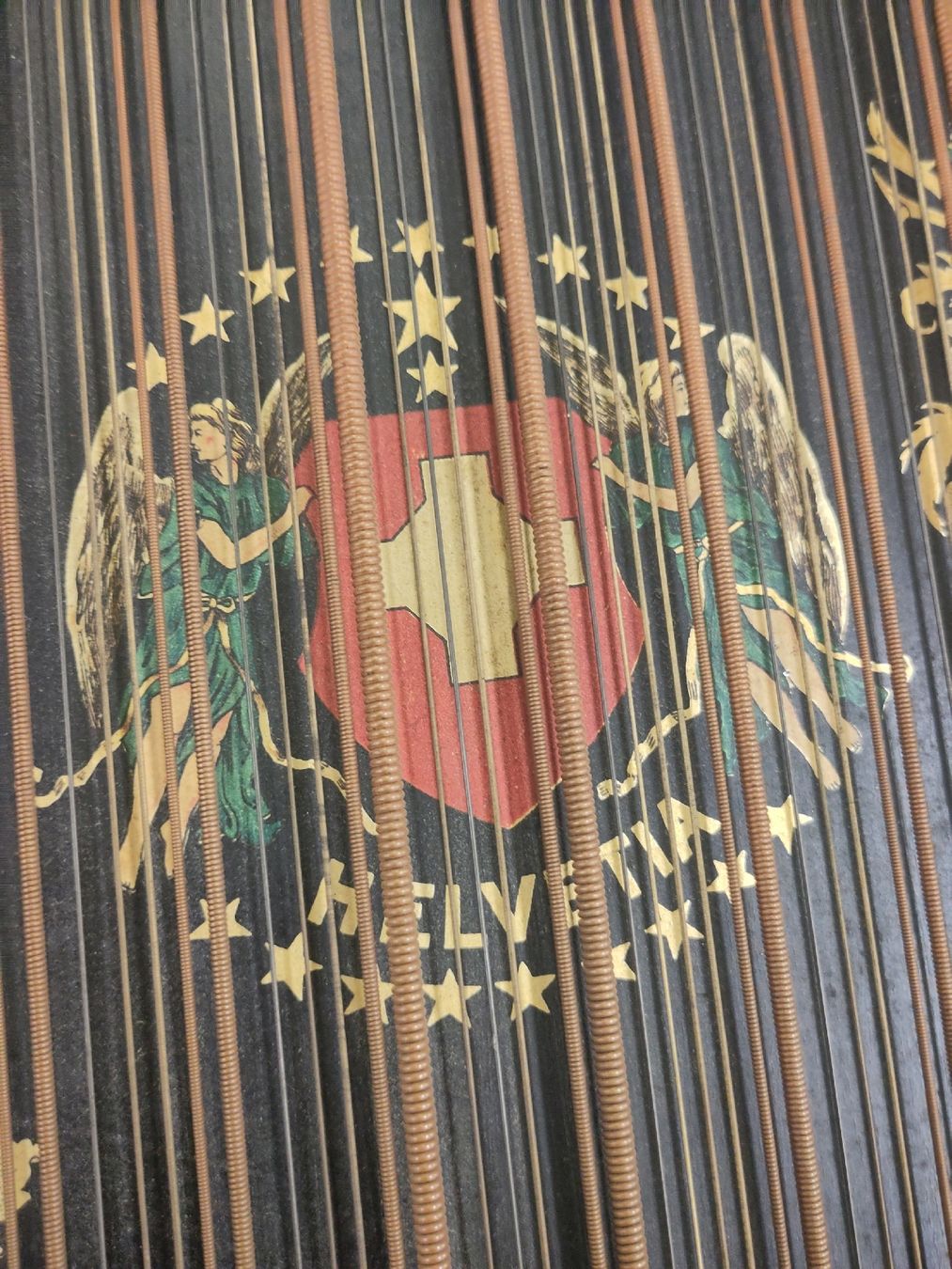 Strumenti musicali: Antiker Zither Helvetia – Usato da Pratteln venduto da Cartonsducoeur_bl 1