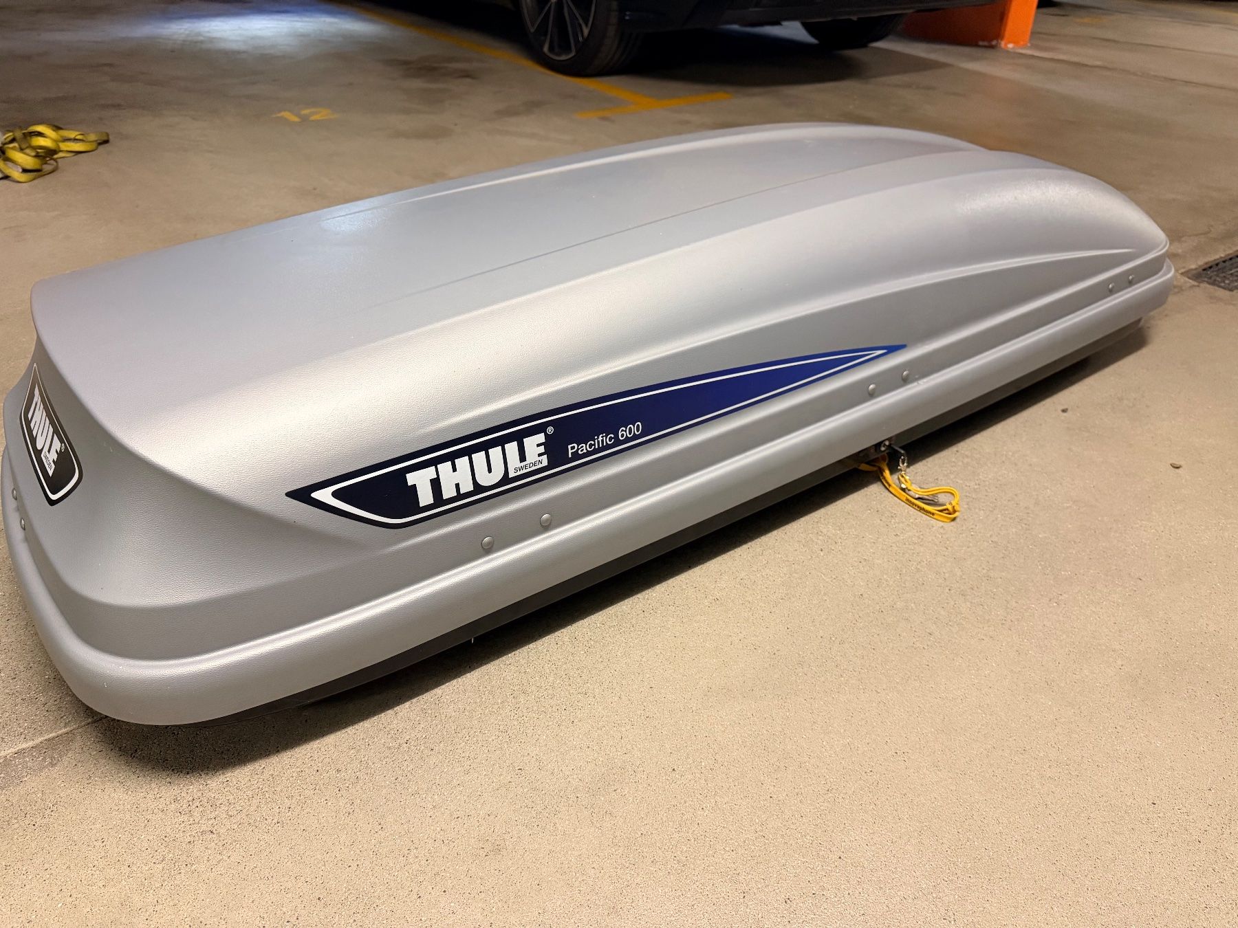Thule Box da tetto: Thule Dachbox Pacific 600 – Usato da Oberarth venduto da Denali74