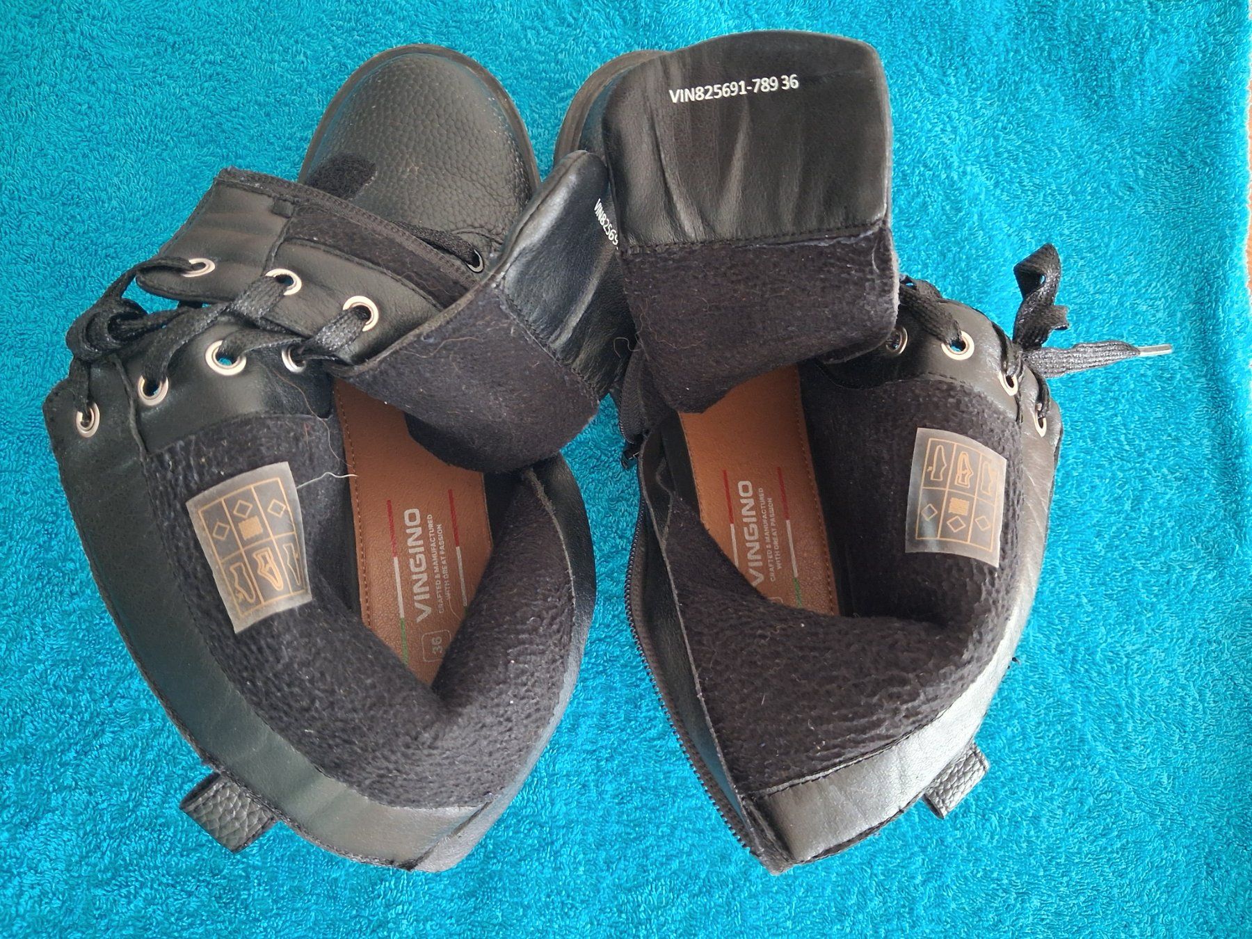 Scarpe per ragazze: STIEFELETTEN - 36 - Schwarz – Usato da Luzern venduto da miocarobabbonetoscan 2