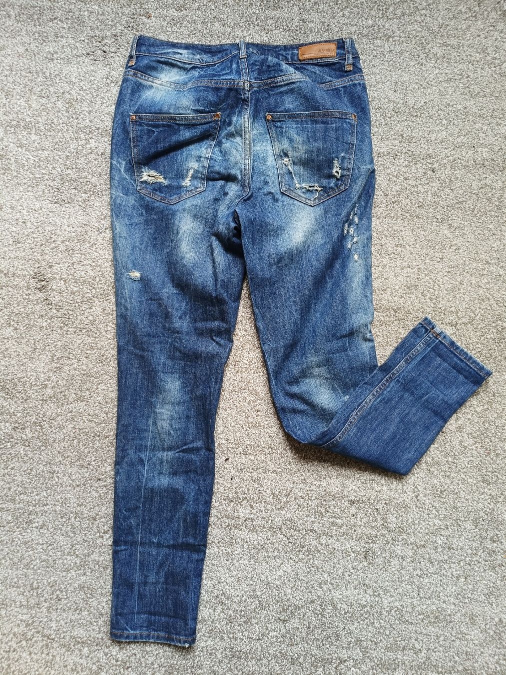 Pantaloni: Boyfriend Jeans – Usato da Mumpf venduto da anelva 1