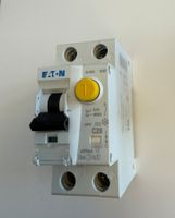 lot de 10 Disjoncteurs Eaton FRBm6-C20/1N/03 neuf