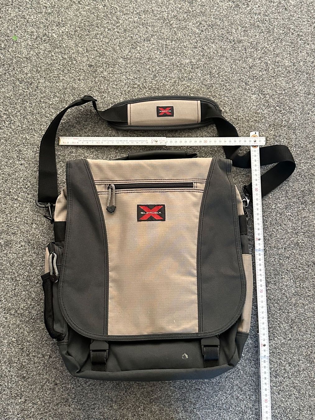 Zaini: Laptop Rucksack / Tasche – Usato da Stallikon venduto da Rsiri