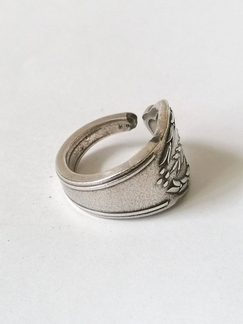 Ringe: Ring aus Silberbesteck, Grösse 58 – Neu (gemäss Beschreibung) aus Suhr von zum1.zum2.und 1