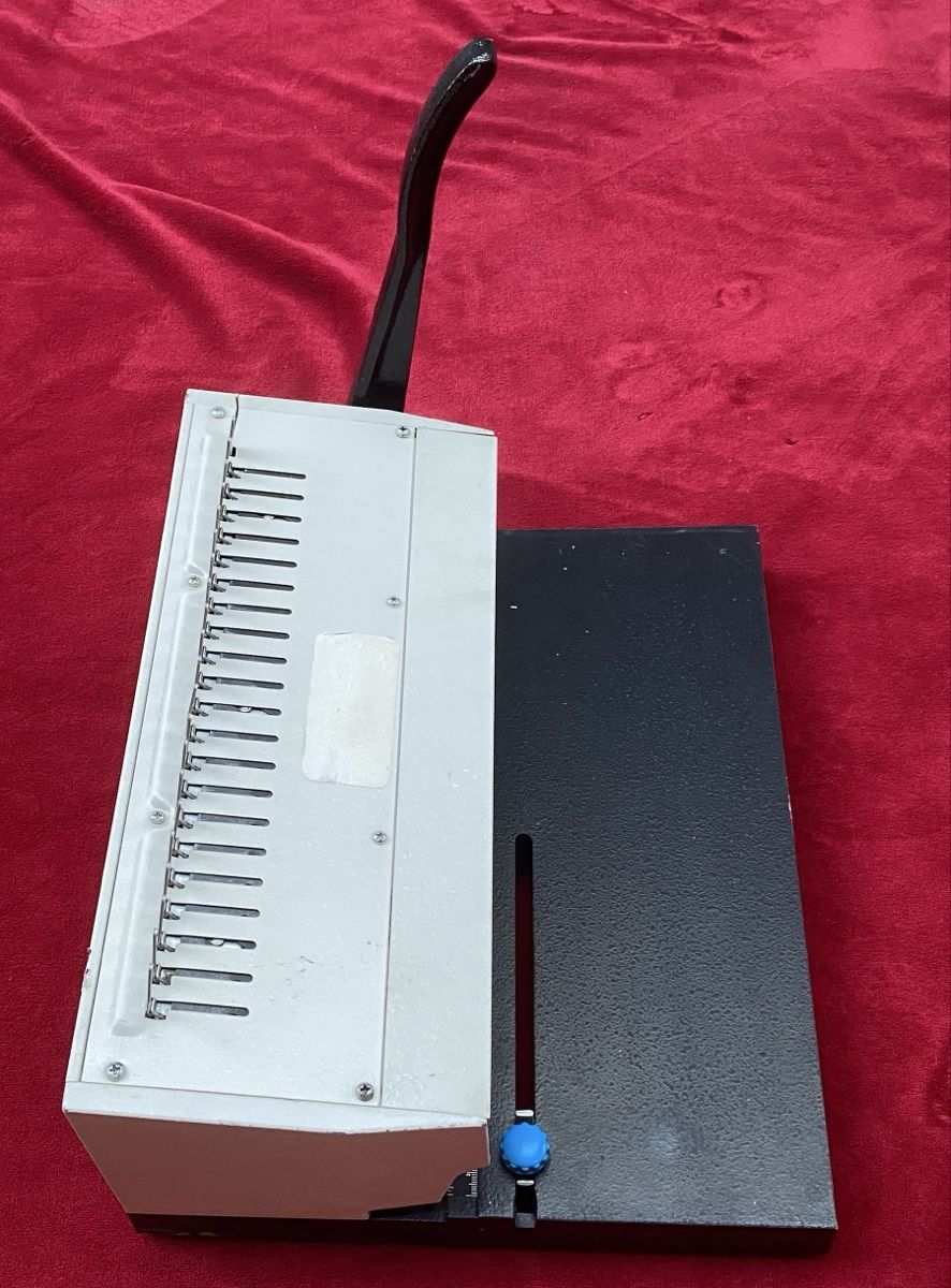 Ibico Bindegeräte: Lochbindemaschine GBC-Ibico – Gebraucht aus Untersiggenthal von Forel2000 2