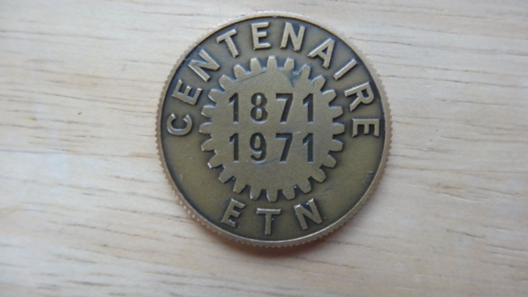 Medaglie: Médaille Ecole Technique Neuchâtel Centenaire 1871-1971 – Usato da Rebeuvelier venduto da falcon58 1