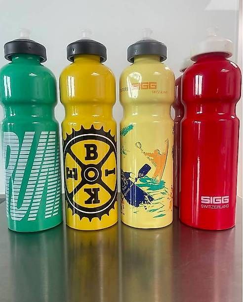 Sigg Gourdes & Thermos: Sigg Flasche Siggflasche NEU – Neuf (Voir description) à Aarburg par Qin3ze