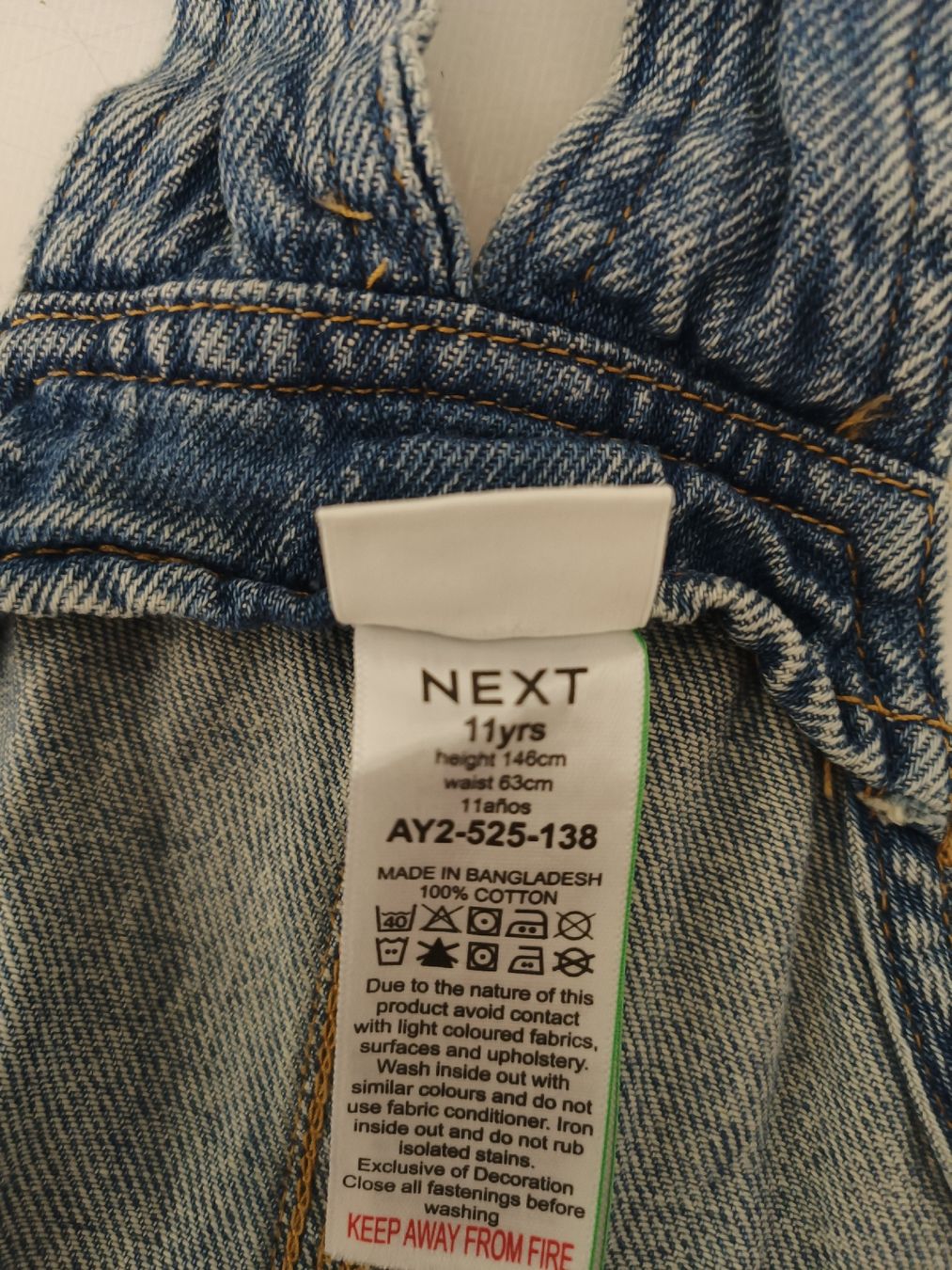 Next Jeans: Latzhose 146/152 – Gebraucht aus Staffelbach von smarties_fun 1