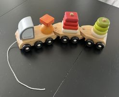Train en bois Janod à tirer – 12m+