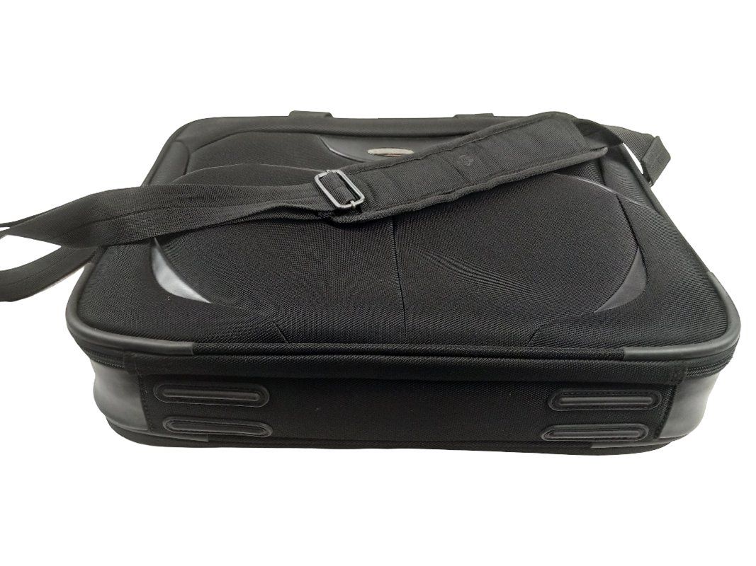 Samsonite Taschen: SAMSONITE Pro-Tect Bailhandel 15.6'' Laptoptasche – Gebraucht aus Hünenberg von Restwert_Zug 1