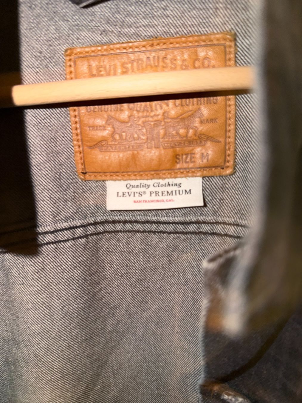 Levi's Jacken: Levi's Jeans Jacke - M – Gebraucht aus Zürich von Y_Neher 3