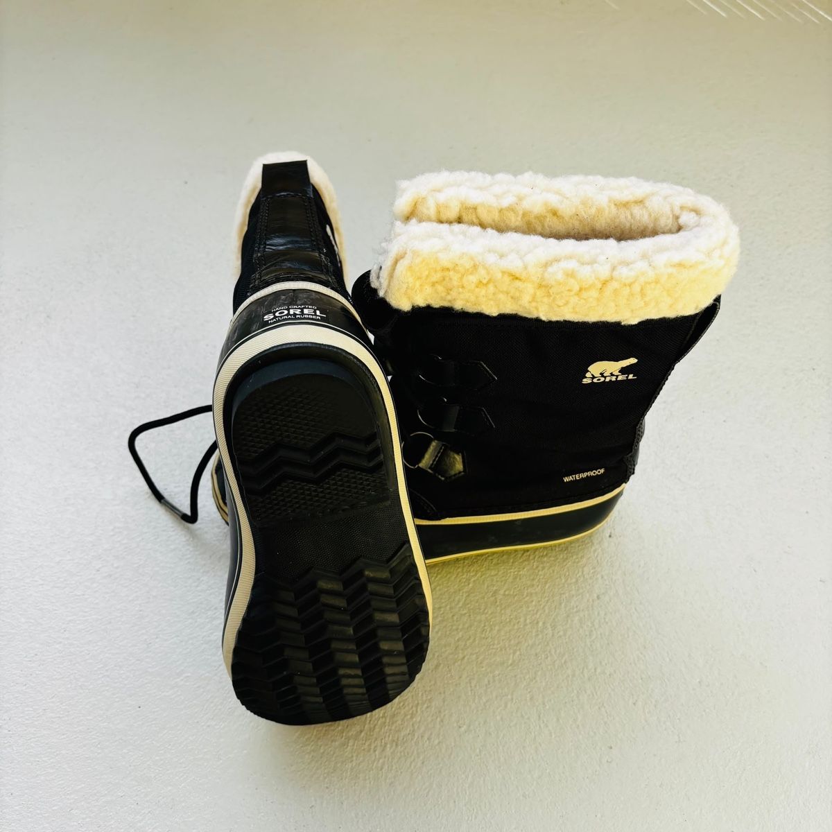 Sorel Damenschuhe: Sorel Winterstiefel Damen Grösse 39 – Gebraucht aus Niederwangen b. Bern von muidop 2