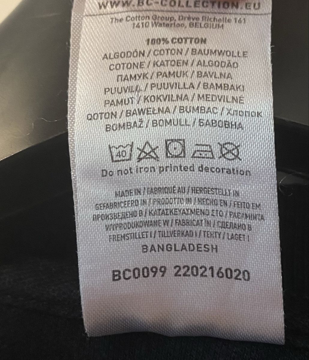 FC Bâle Polos: FC Basel Poloshirt dunkelblau mit Logo Grösse M – Neuf (Voir description) à Allschwil par Deal_Tiger99 2