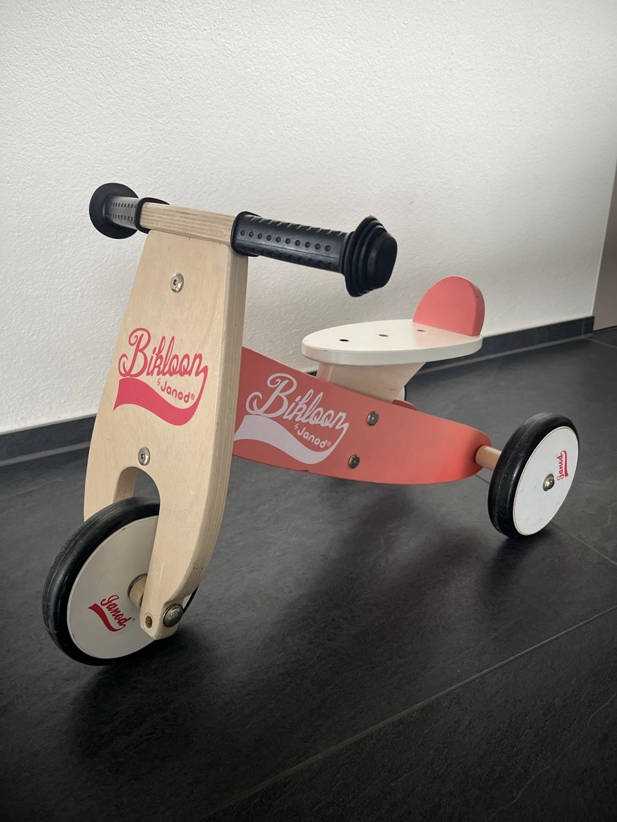 Janod Fahrzeuge für Kinder: Dreirad Janod Bikloon Holz  – Gebraucht aus Aarwangen von nad_zk8f