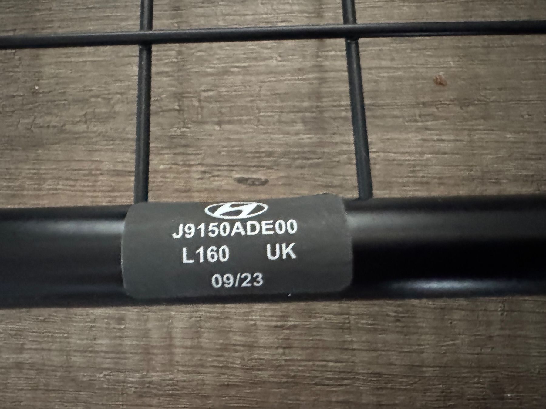 Gabbie, trasporto & Sicurezza: Trenngitter Orginal Hyundai – Usato da Koppigen venduto da Gerhard1 1