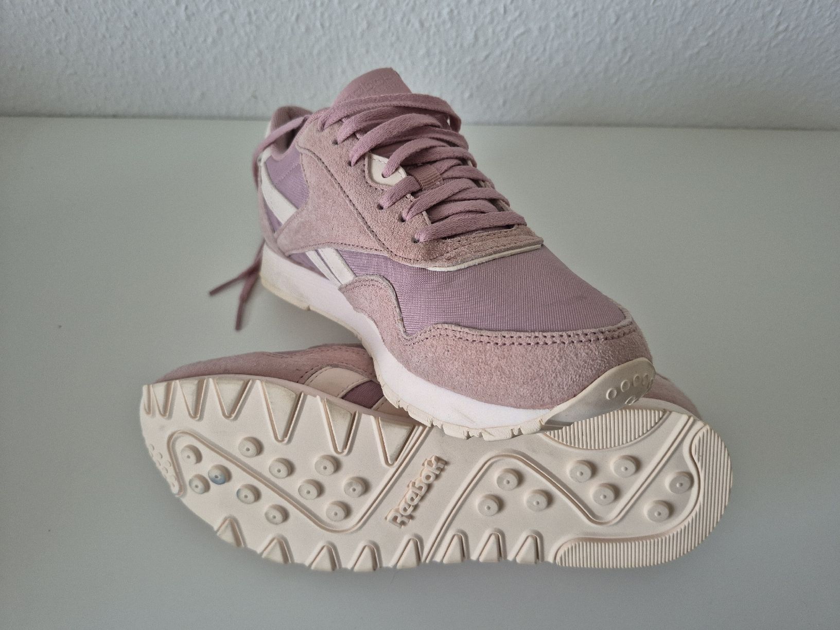 Reebok Chaussures femmes: Rosa Reebok Damen Sneaker Gr. 37 – D'occasion à Münsingen par Why88 3
