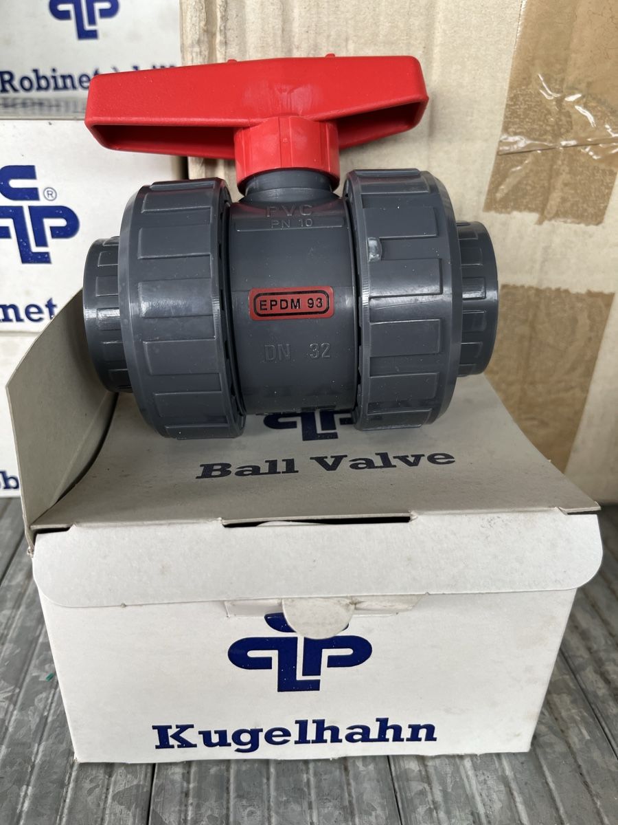 Tutti gli attrezzi: Standard PVC-U PE-EPDM Kugelventil Glue DN32 – Nuovo e nell'imballaggio originale da Zürich venduto da BBET2025