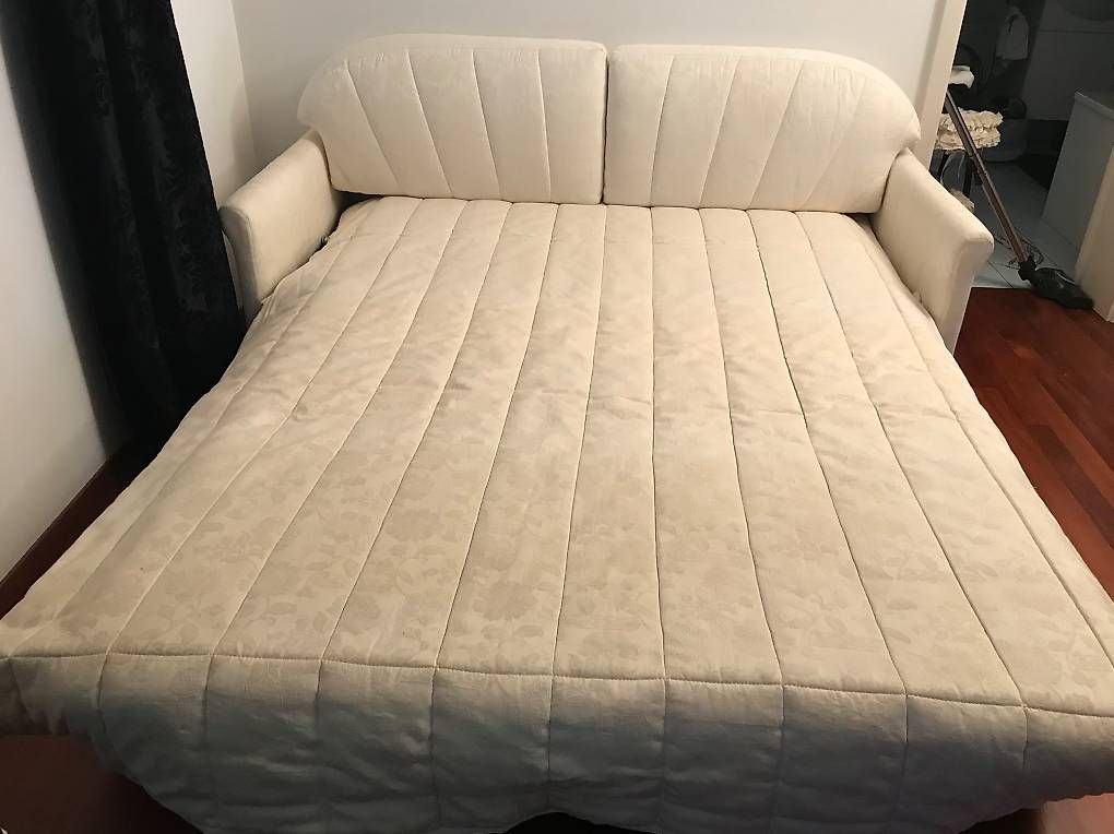 Sofas: Canapé-Lit – Gebraucht aus Pully von Alizee02 2