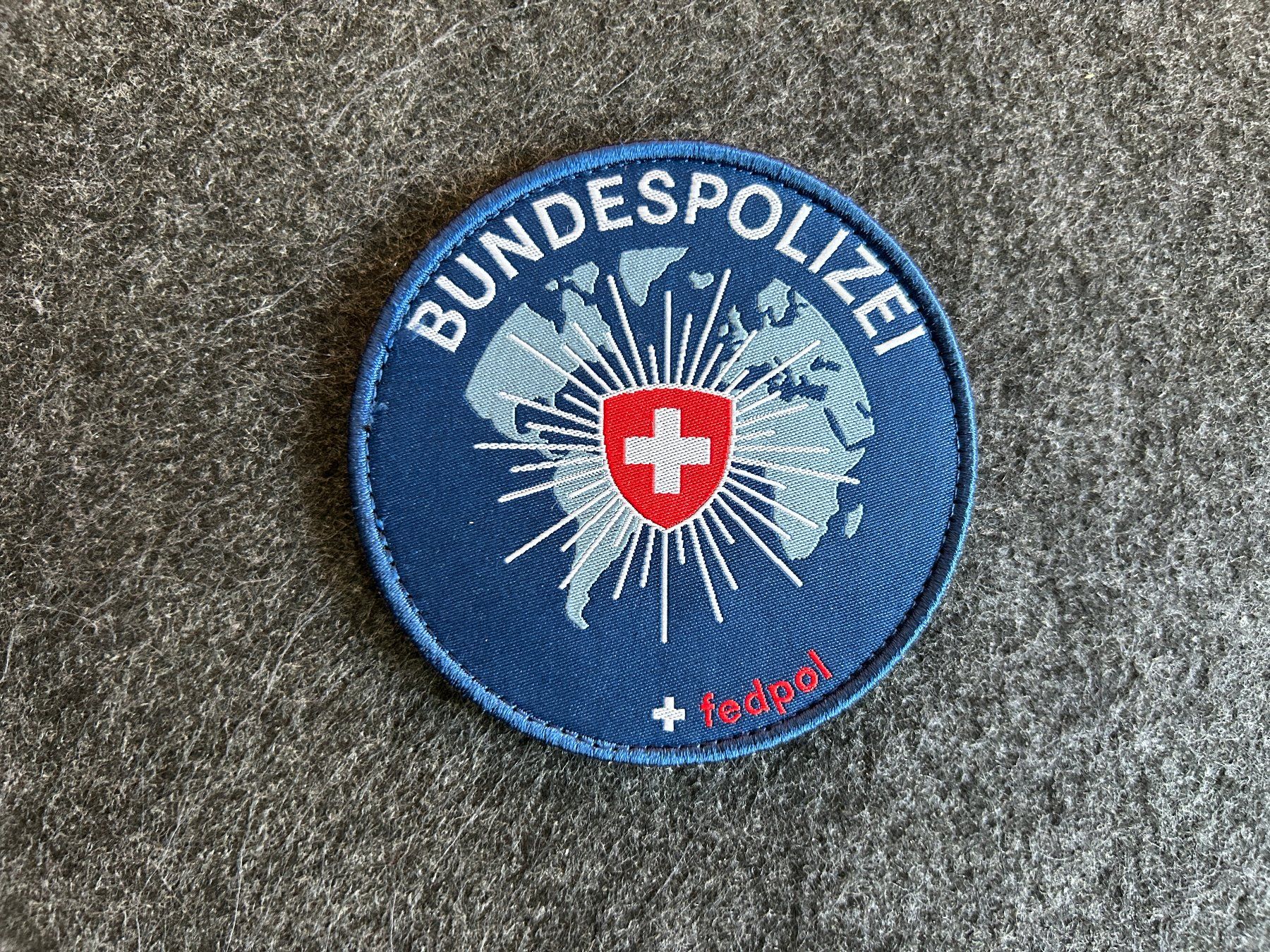 Plaquettes & Badges: Patch Bundespolizei fedpol gewoben – D'occasion à Berikon par DGC-1995