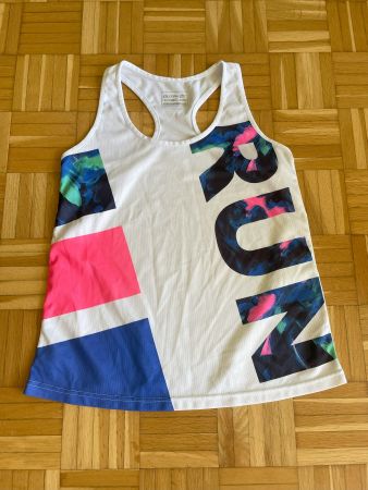 Damen Sportshirt Grösse M/L wenig getragen