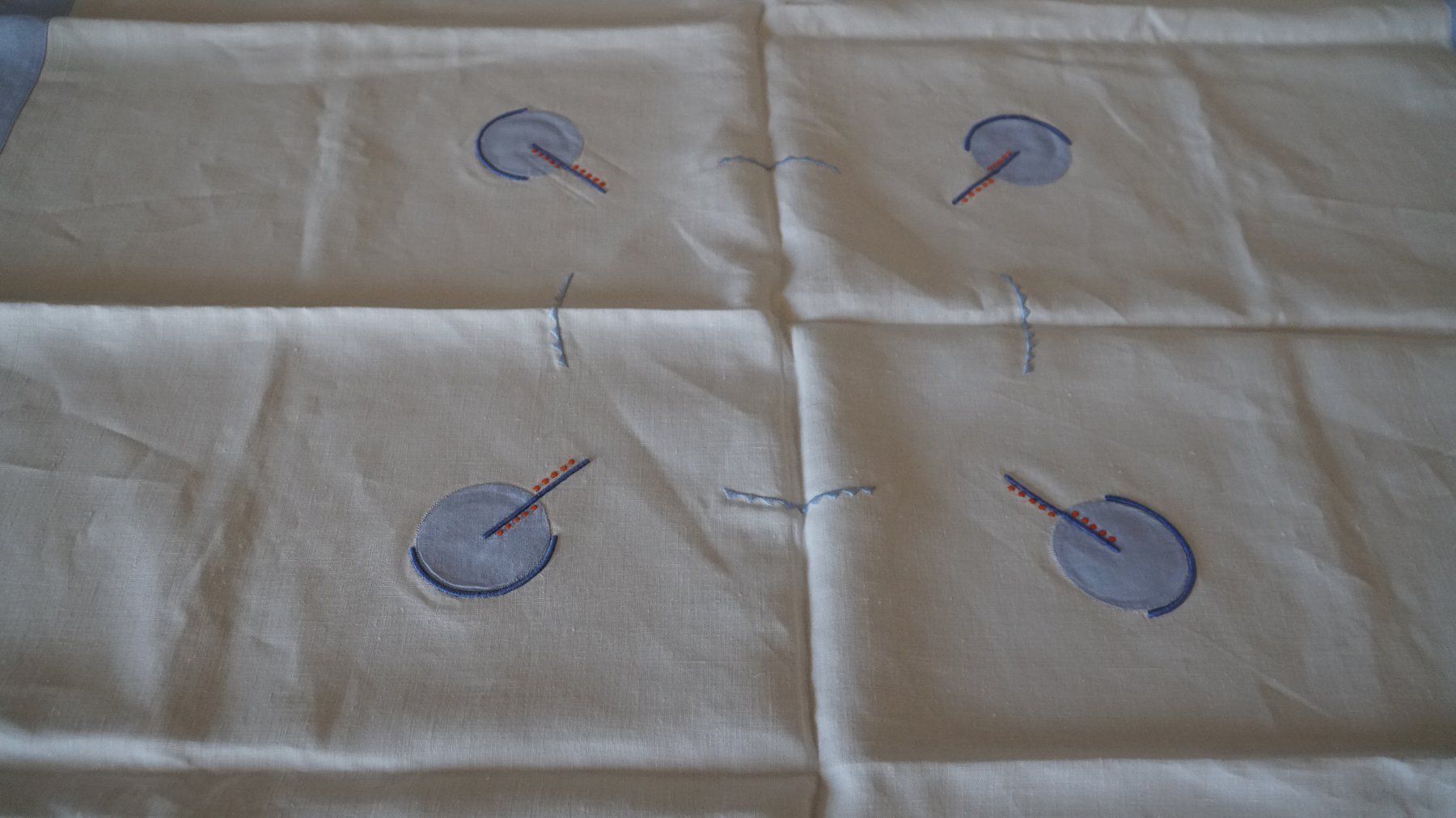 Altra biancheria da tavola: Tischdecke Leinen 84x84cm – Usato da Bern venduto da Antikbatik 3