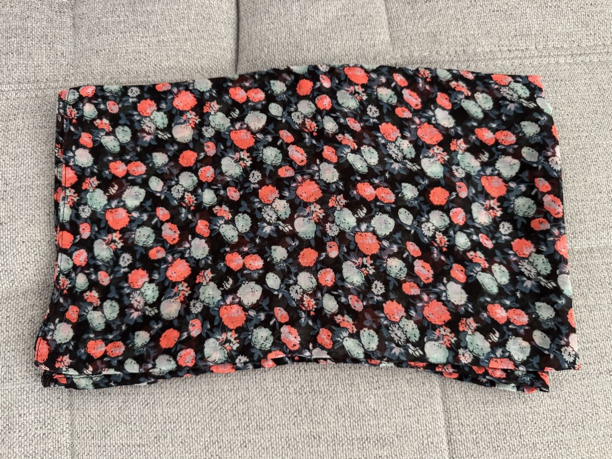 Pieces Foulard & Sciarpe: Bunter Sommerloop – Usato da Zürich venduto da ljp_2hsx