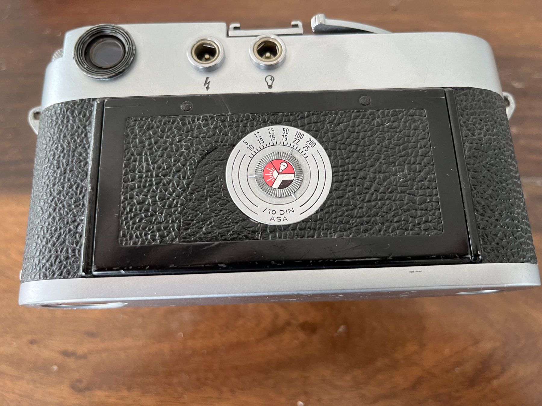 Leica Fotocamera: Leica M3 mit Elmar 90 mm Objektiv – Usato da Neyruz FR venduto da jeanmorc 5