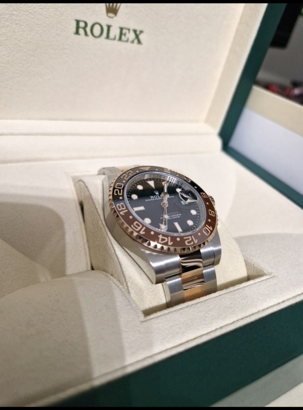 Rolex Orologi: Rolex GMT-Master 2 Rootbeer 2021 ungetragen – Nuovo e nell'imballaggio originale da Zizers venduto da Ritsch-Motors 5
