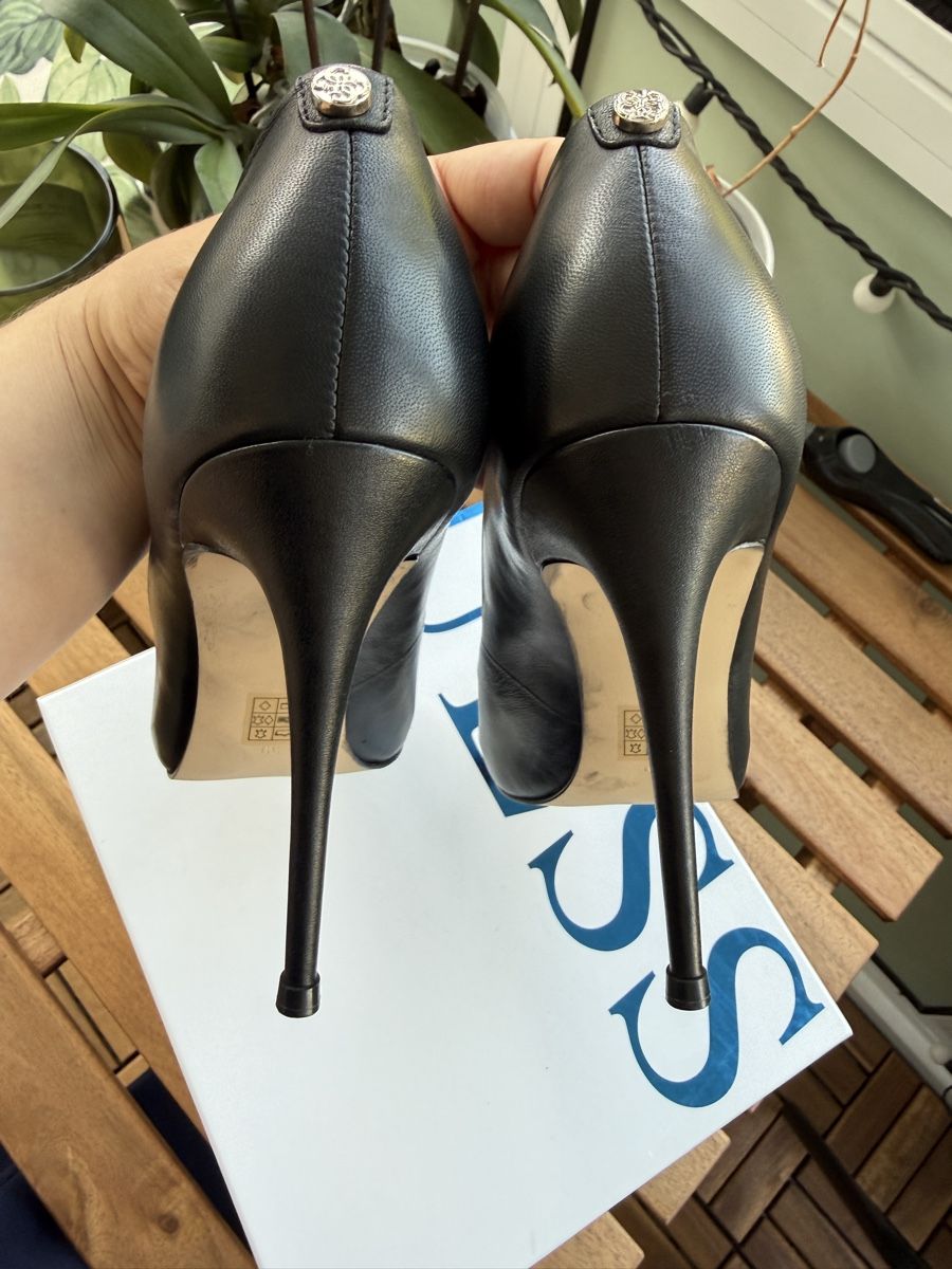 Guess Chaussures hommes: Guess High Heels Black Leather Size 39 – D'occasion à Winterthur par LeLe0606 2