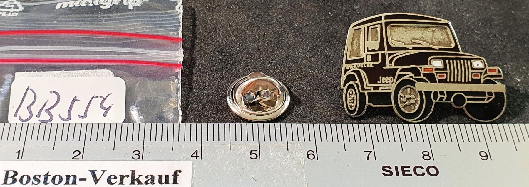 Placchette & Badge: BB554 - Pin Auto JEEP Wrangler – Usato da Reinach BL venduto da Boston-Verkauf 1