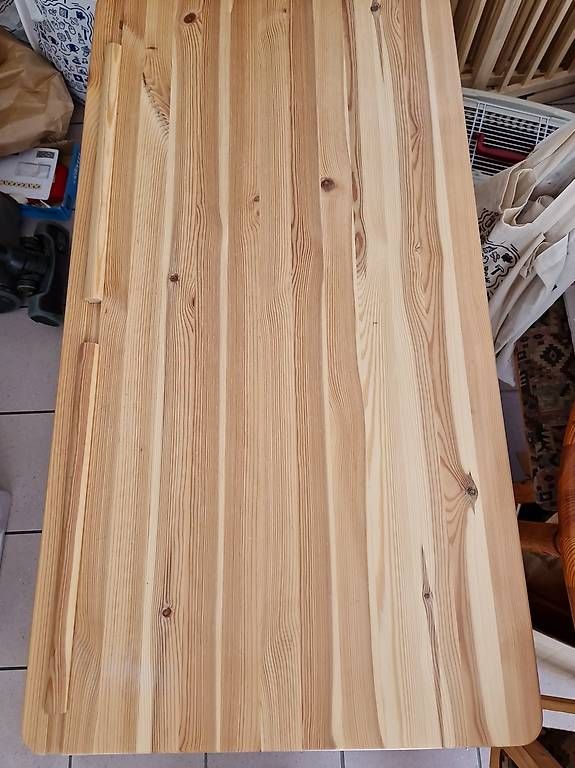 Scrivanie: Bureau inclinable pour enfant – Usato da Yverdon-les-Bains venduto da tan_7dbx 1