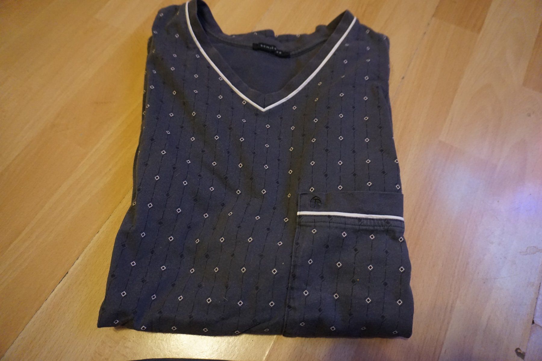 Schiesser Pyjamas: Pyjama kurz grau gemustert Herren Gr.50 – Gebraucht aus Zürich von einalemjena 1