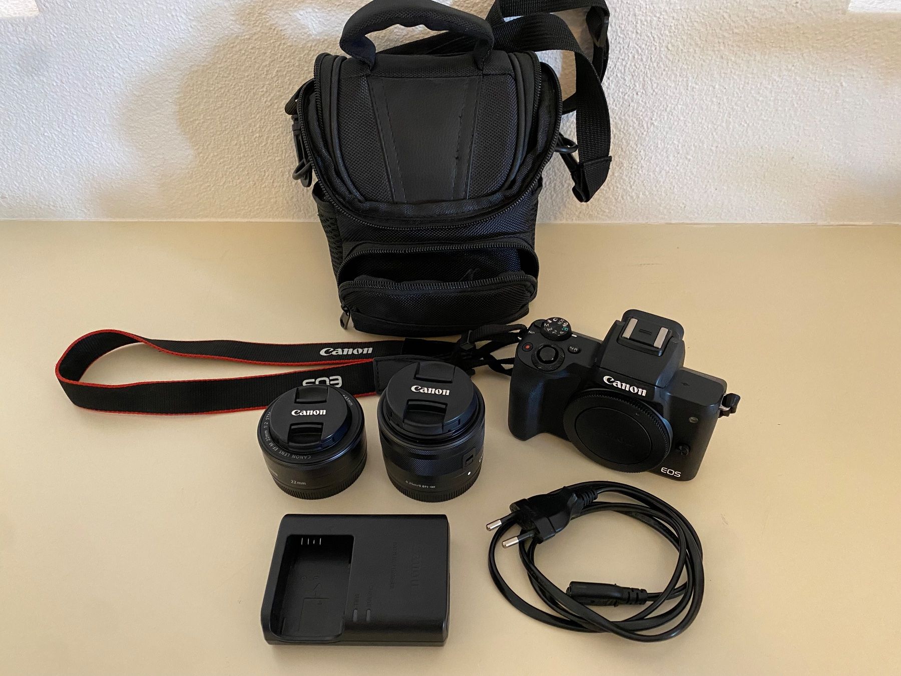 Canon Fotocamera: Canon EOS M50 + 2 Canon lenses - LIKE NEW – Usato da Agra venduto da Jack6