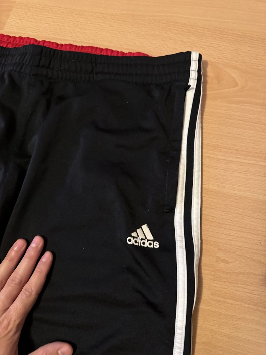 Adidas Pantaloni: Adidas Sporthose / Jogginghose – Usato da Bern venduto da pablito01 1