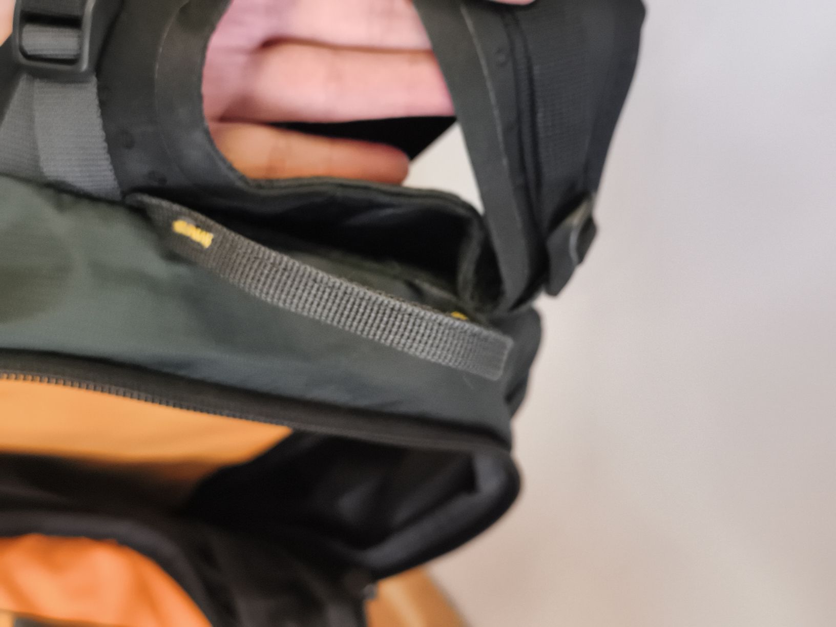 Lowe Alpine Zaini: Lowe Alpine Aeon 18 Wanderrucksack / Daypack(A99) – Usato da Künten venduto da Schnaepplihuus 7