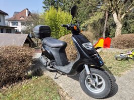 Piaggo Typhoon x50 Roller
