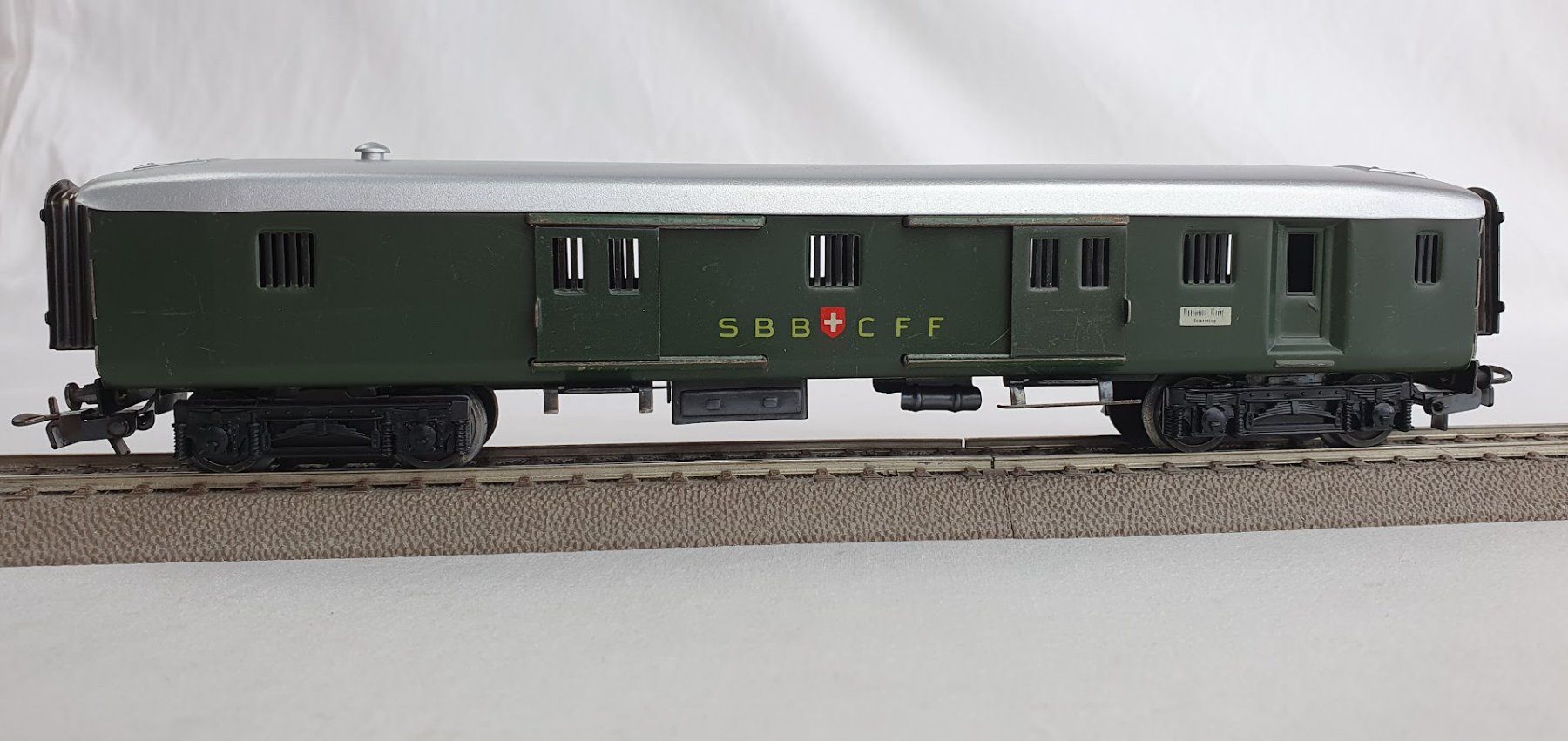 Märklin Modellini di ferrovie: 4017 SBB Leichtschnellzug-Gepäckwagen, Version: 1960 – Usato da Seon venduto da voAllBah 1