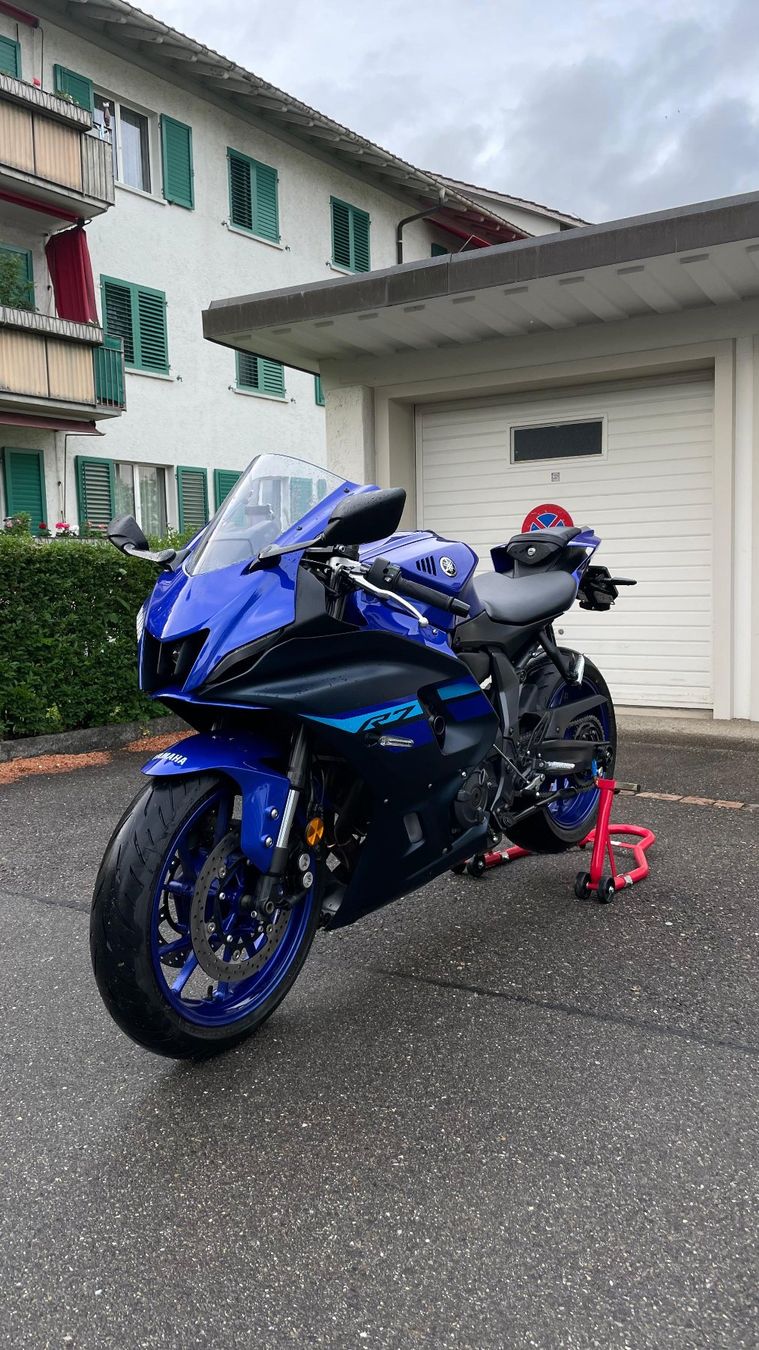 Yamaha Strada: Yamaha YZF-R7 - 2025 - 35kw – Usato da Zürich venduto da jam_2lrx 2