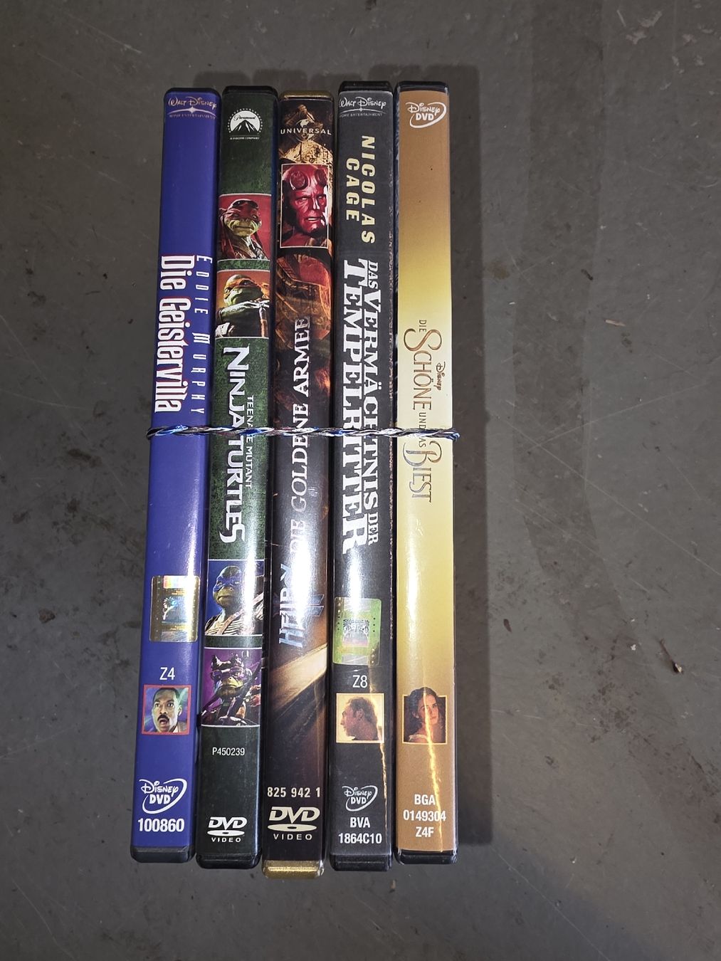 Tutti i DVDs: 5 DVDs – Usato da Bäriswil BE venduto da Simon_Kreativwelt
