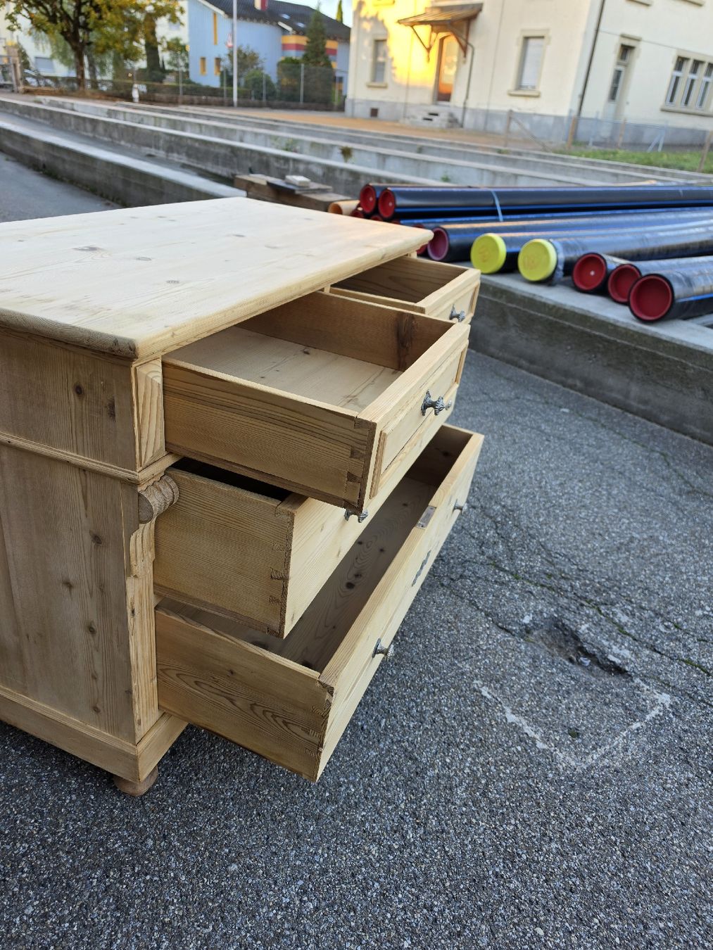 Commodes: Kommode aus Tannenholz Restauriert  – D'occasion à Wil SG par Athi 7