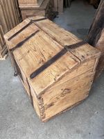 Antike Holztruhe
