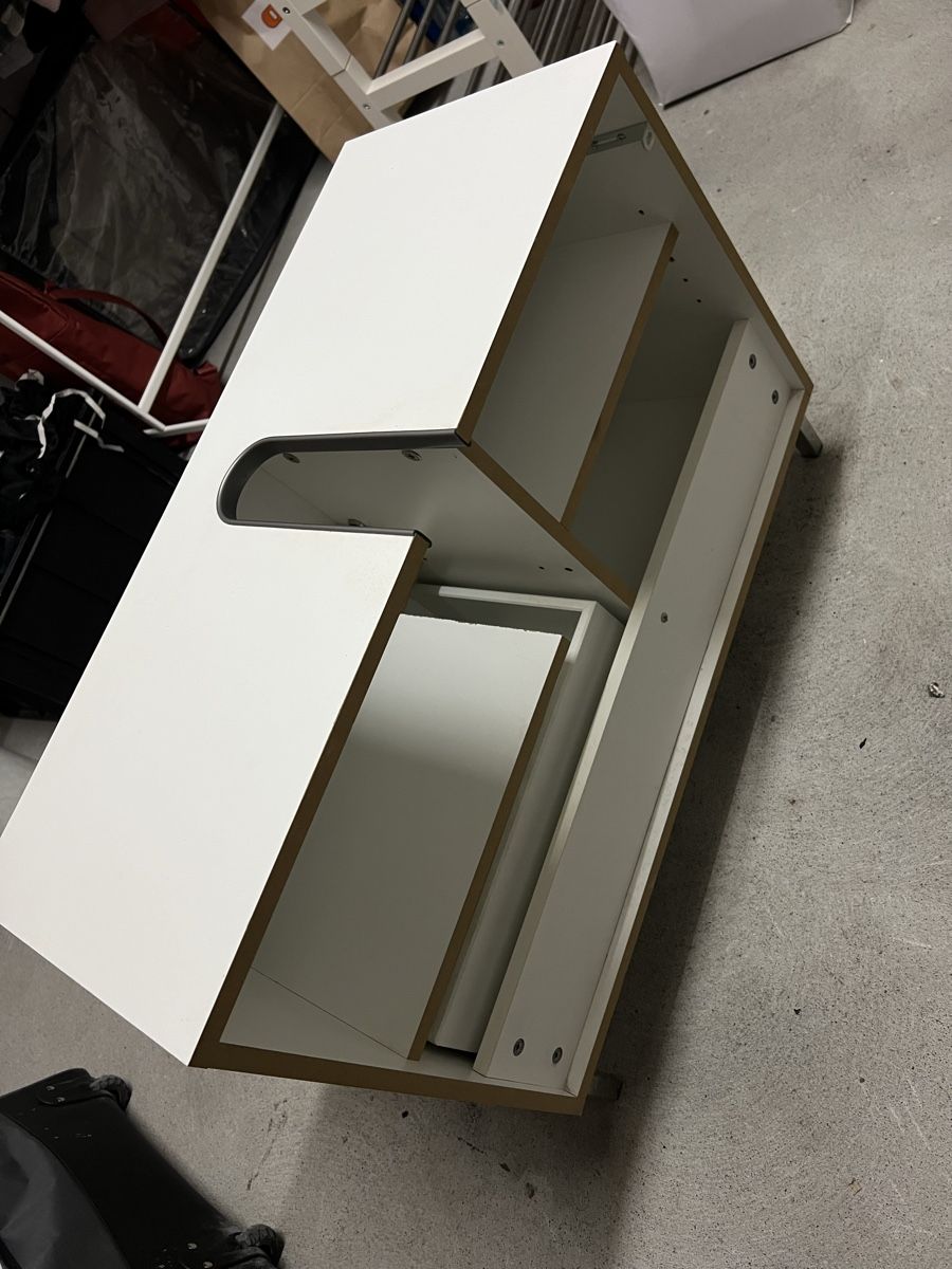 Livique Mobili per bagno: Ikea Waschbeckenunterschrank – Usato da Hindelbank venduto da frundi 2