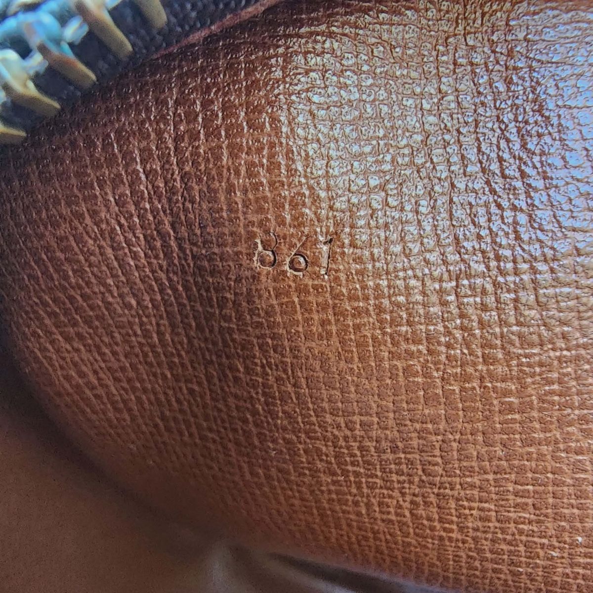 Louis Vuitton Taschen: Louis Vuitton Compiegne 23 cm vintage  – Gebraucht aus Widnau von Pukpan_99 9