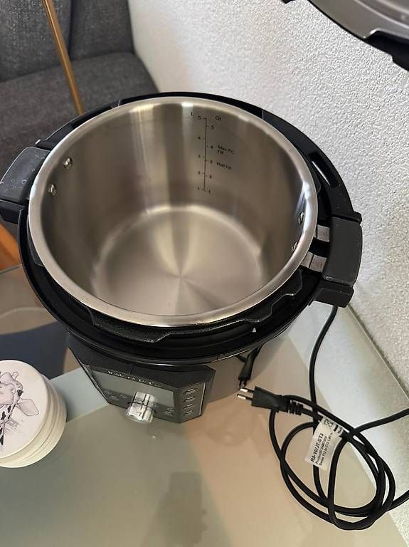 Appareils de cuisine: Instant Pot Pro – D'occasion à Bern par PatrikThaler 1